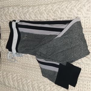 Victoria's Secret pink leggings